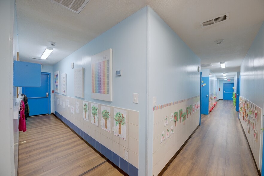 More Photos Of 2126 Chestnut St, Columbia Schools For Sale