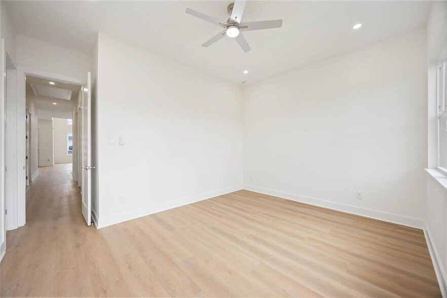 More Photos Of 422 E 41st St, Houston Multifamily For Sale