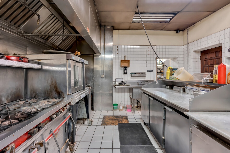 More Photos Of 800-802 Main St, Bradley Beach Restaurant For Sale