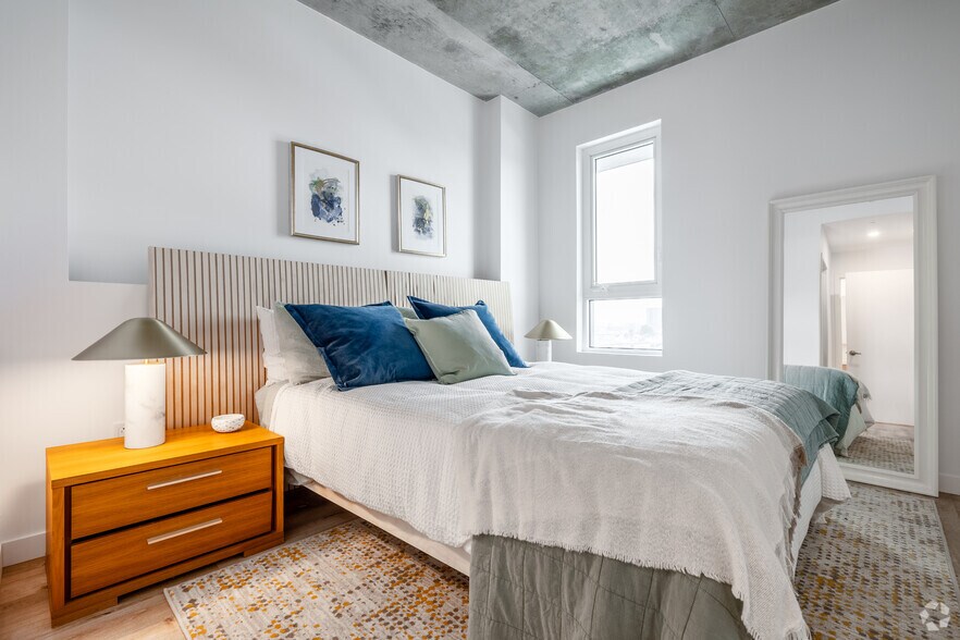 More Photos Of 300 Pl Charles-Le Moyne, Longueuil Apartments For Lease