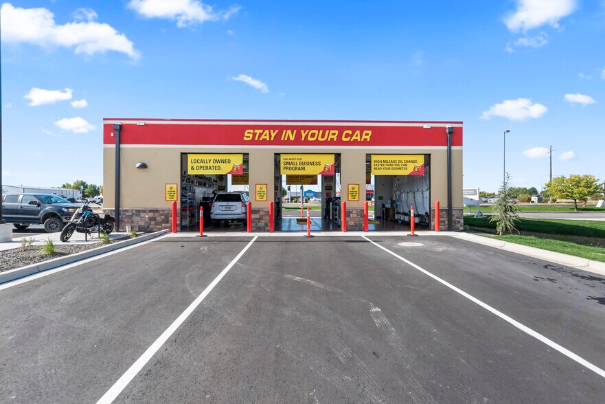 More Photos Of 5209 Cleveland Blvd, Caldwell Auto Repair For Sale