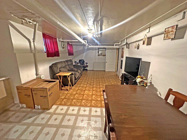 More Photos Of 13402 S Buffalo Ave, Chicago Apartments For Sale