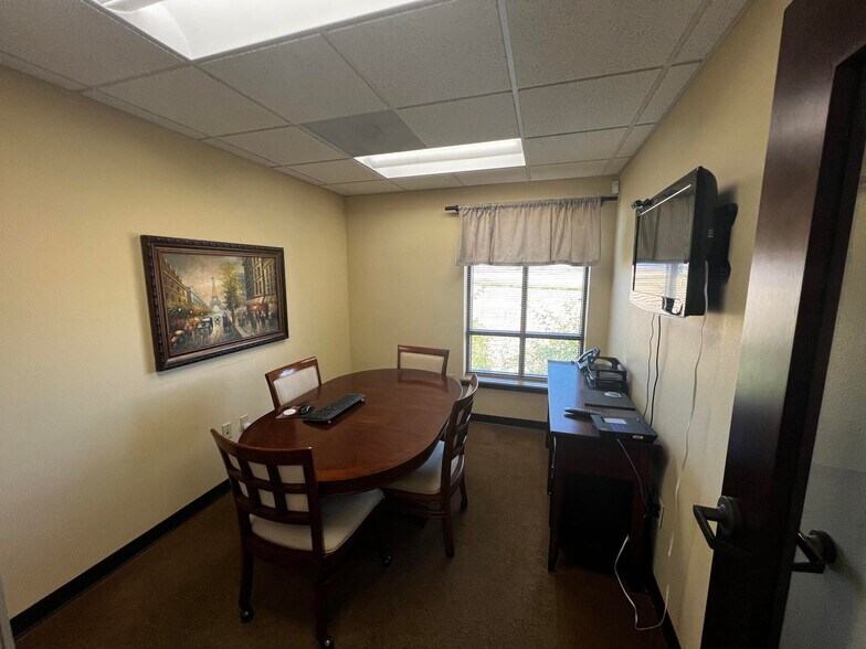 More Photos Of 2021 Commerce Dr, Medford Office For Sale