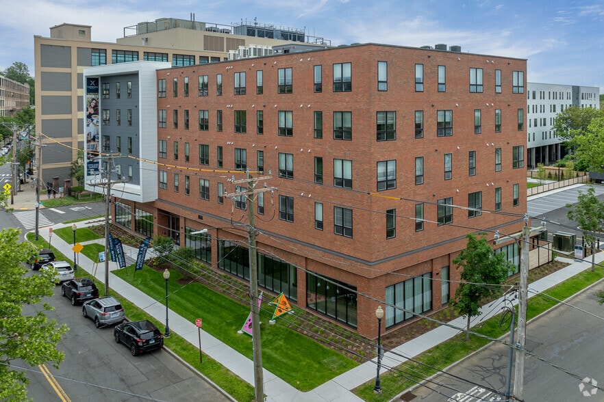 More Photos Of 222 Canal St, New Haven Apartments For Lease