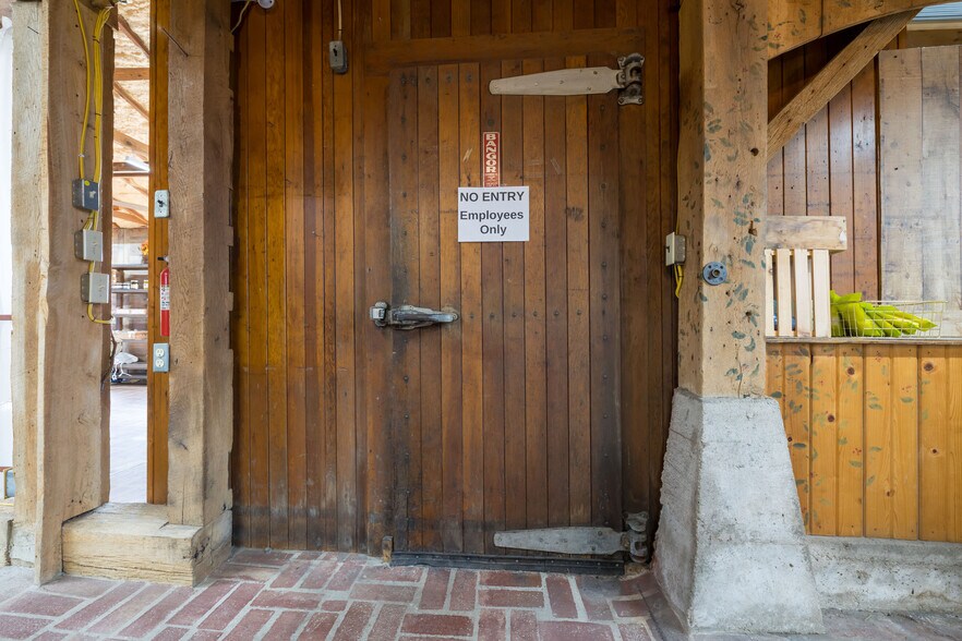 More Photos Of 8724 US Highway 68 N, West Liberty General Retail For Sale