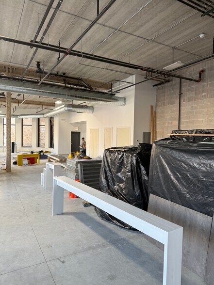 More Photos Of 2823 W Belmont Ave, Chicago Apartments For Lease