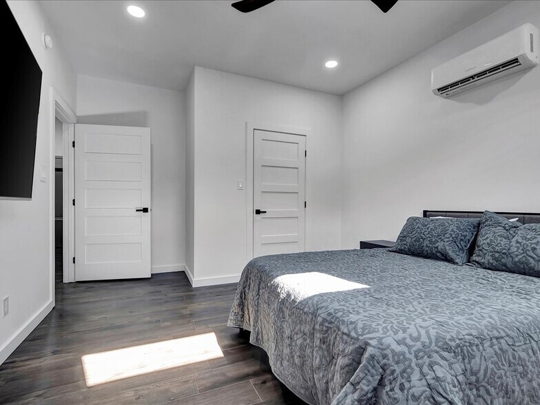 More Photos Of 9778 N US Highway 59, Nacogdoches Research And Development For Sale