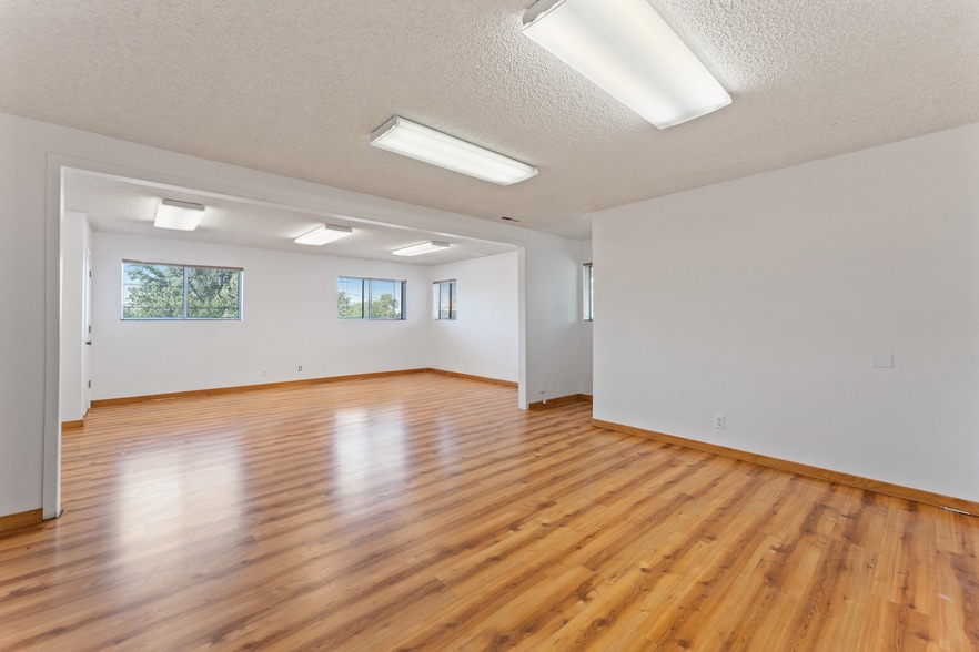 More Photos Of 235 W Pueblo St, Reno Research And Development For Sale