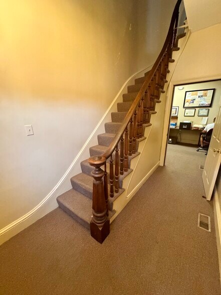 More Photos Of 25 Belden Ave, Norwalk Office For Lease