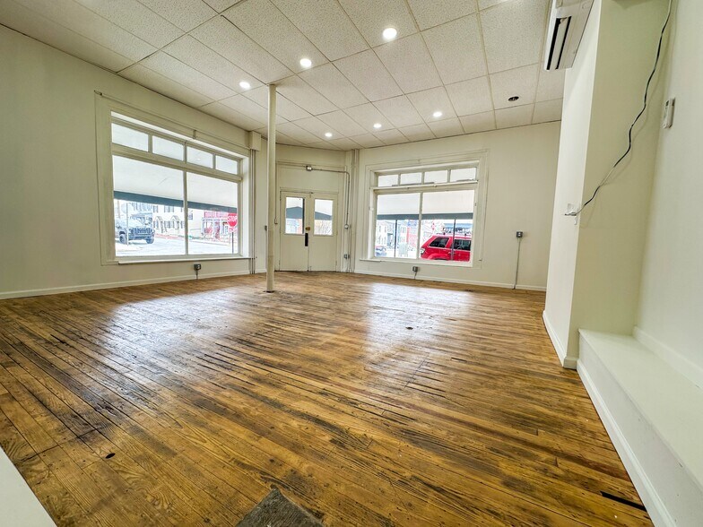 More Photos Of 459 Cherry St, Columbia Apartments For Lease
