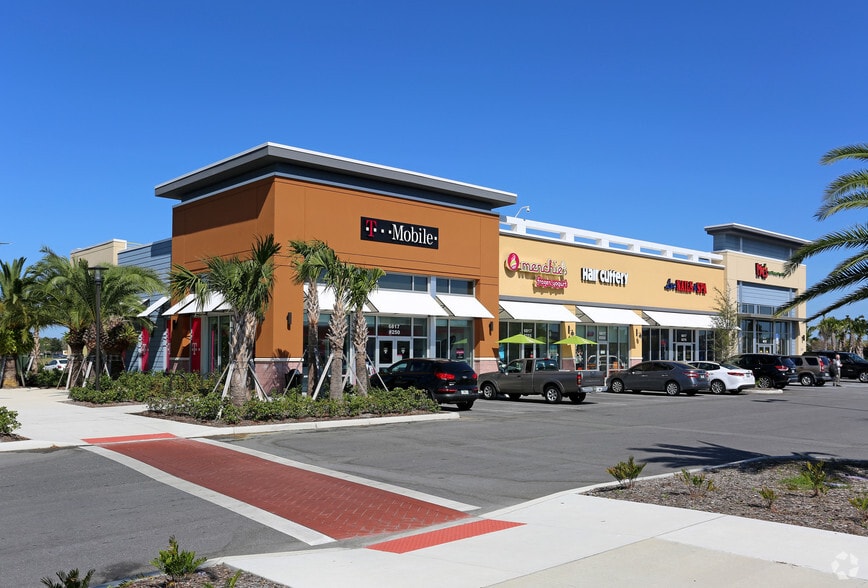 Primary Photo Of 5901 Hazeltine National Dr, Orlando Unknown For Lease