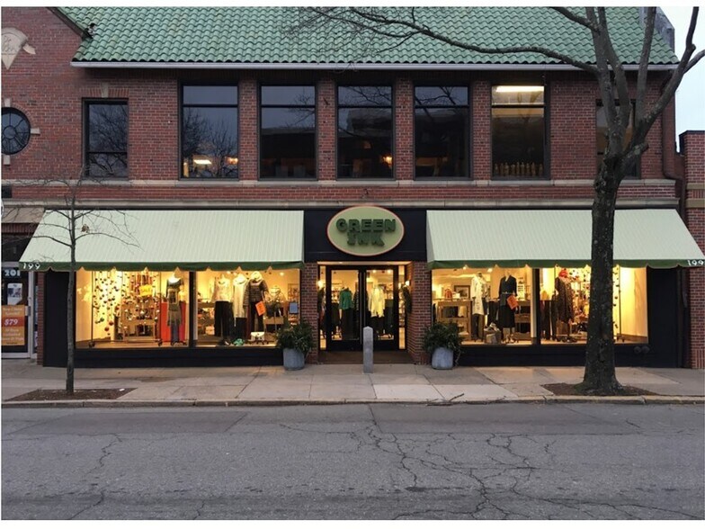 More Photos Of 195-201 Wayland Ave, Providence Storefront Retail Office For Lease