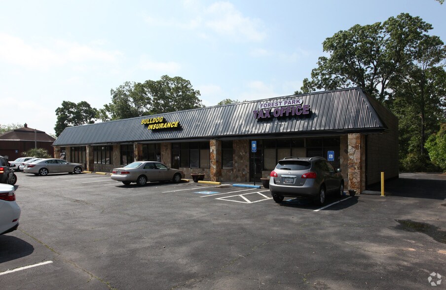 More Photos Of 713 Forest Pky, Forest Park Medical For Sale