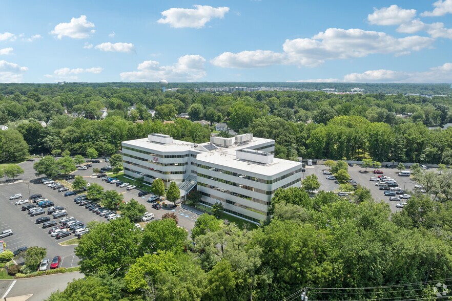 More Photos Of 535 Route 38, Cherry Hill Office For Lease