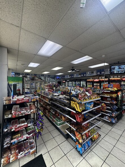 More Photos Of 1014 W Innes St, Salisbury Service Station For Sale