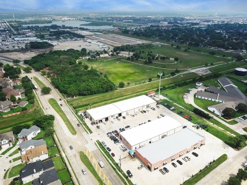 More Photos Of 14929 Westpark Dr, Houston Storefront Retail Office For Sale