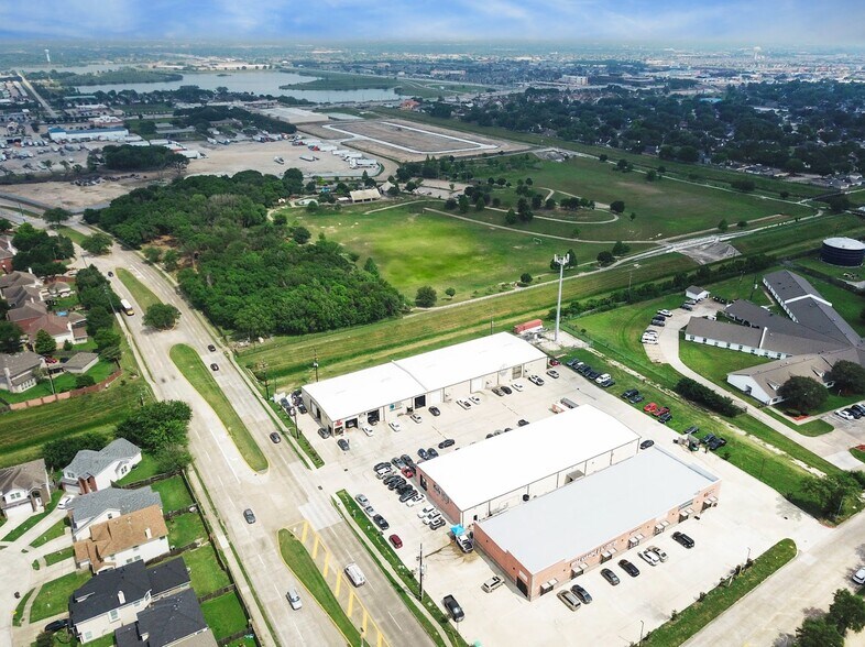 More Photos Of 14929 Westpark Dr, Houston Storefront Retail Office For Sale