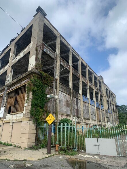 More Photos Of 4076 Torresdale Ave, Philadelphia Warehouse For Sale