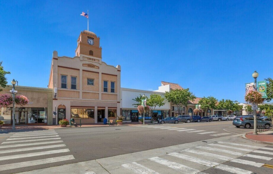 More Photos Of 924 E Main St, Santa Paula Storefront For Sale