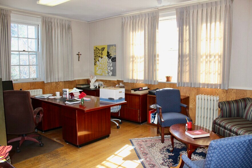 More Photos Of 24 Newington Rd, West Hartford Religious Facility For Sale