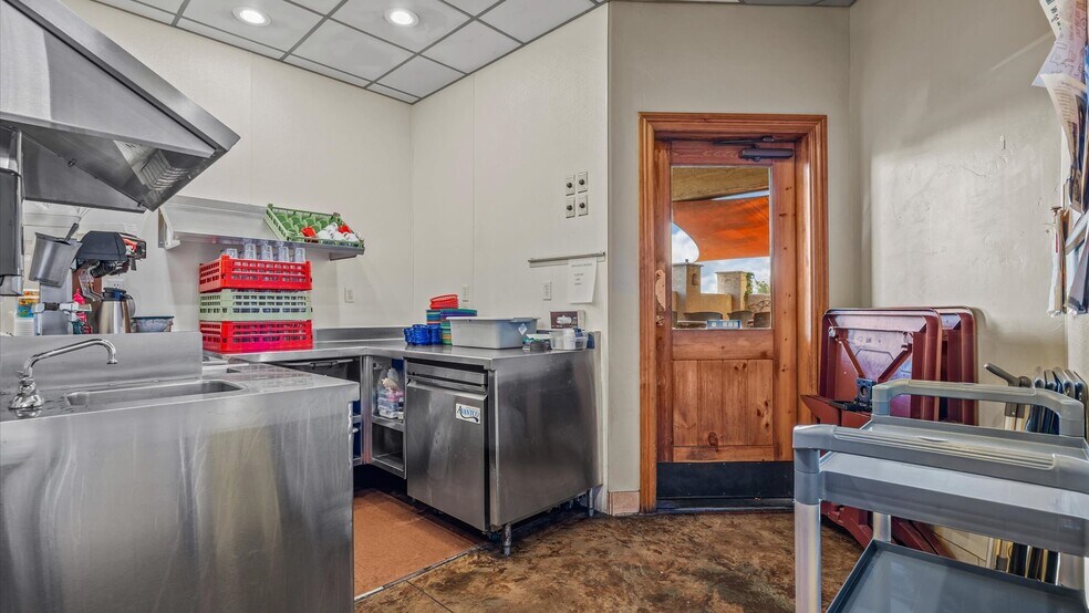 More Photos Of 3245 I-70 Business Loop, Clifton Restaurant For Sale