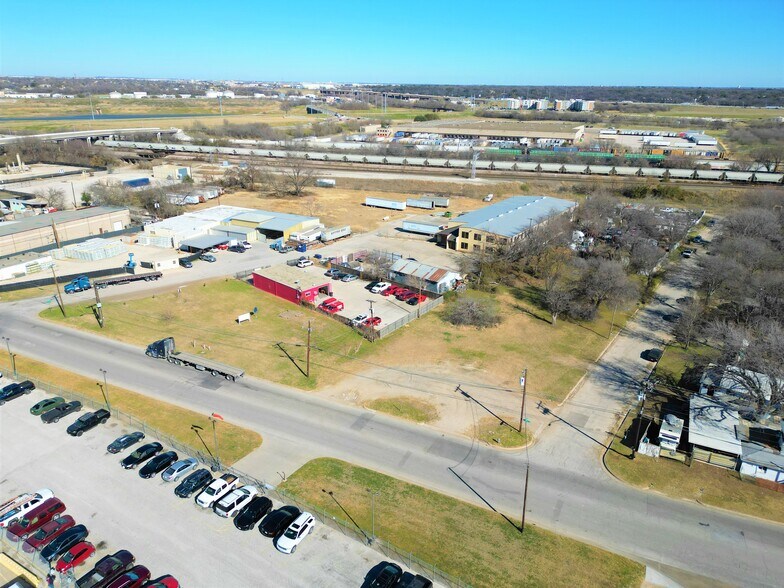 More Photos Of 1350 Samuels Ave, Fort Worth Land For Sale