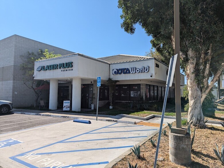 More Photos Of 250 N Orange Ave, Brea Warehouse For Sale