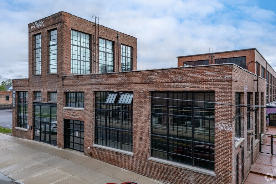 More Photos Of 155 Chandler St, Buffalo Coworking Space