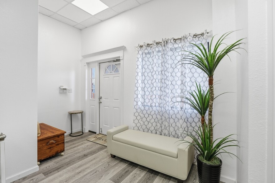 More Photos Of 801 S Washington St, Stillwater Healthcare For Sale