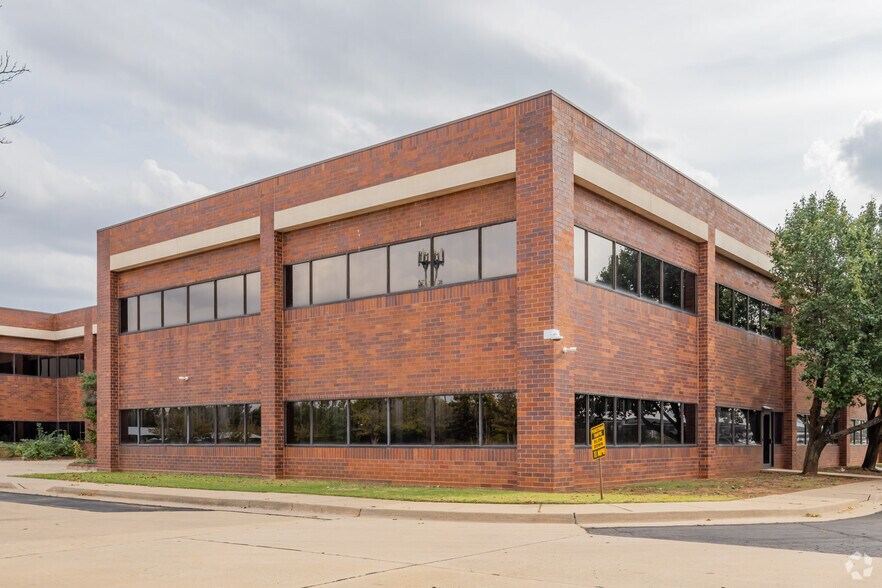 More Photos Of 7301 NW Expressway, Oklahoma City Office For Lease