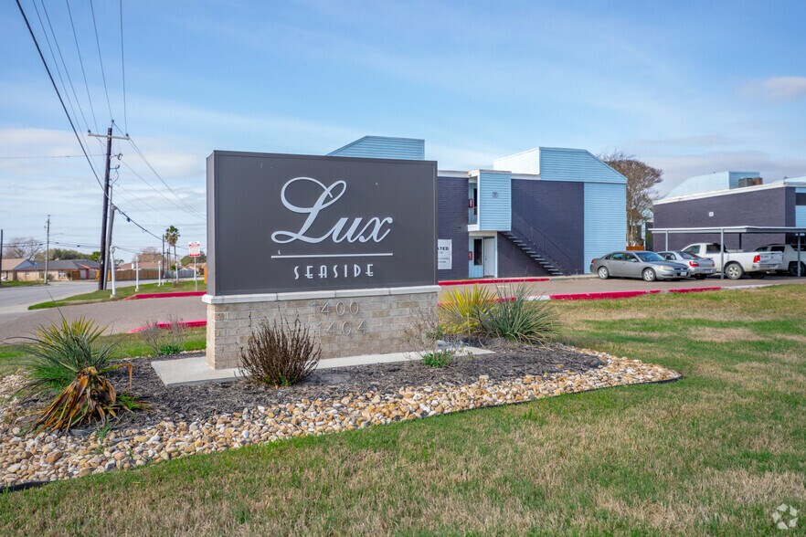 More Photos Of 1404 Moore Ave, Portland Apartments For Sale