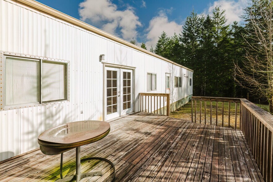 More Photos Of 4938 SW Lake Flora Rd, Port Orchard Office For Lease