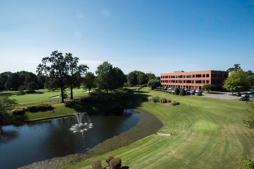 More Photos Of 8295 Tournament Dr, Memphis Coworking Space