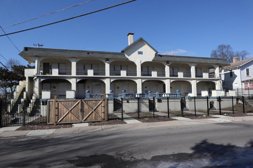 More Photos Of 377-387 Lechner Rd, Columbus Apartments For Sale
