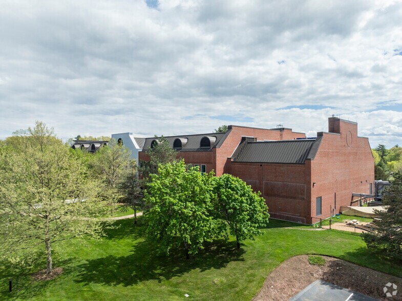 More Photos Of 27 Jackson Rd, Devens Research And Development For Lease