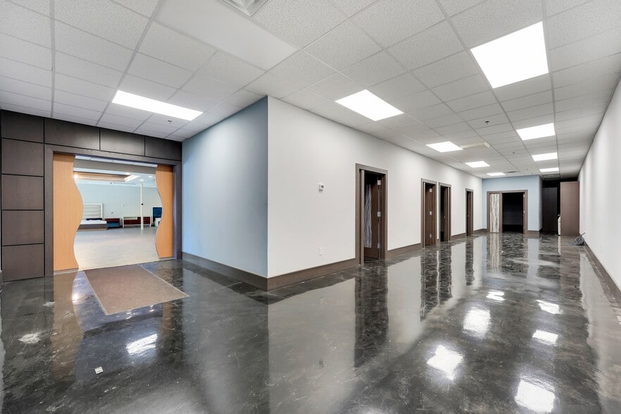 More Photos Of 1900 Buford Hwy, Duluth Warehouse For Lease