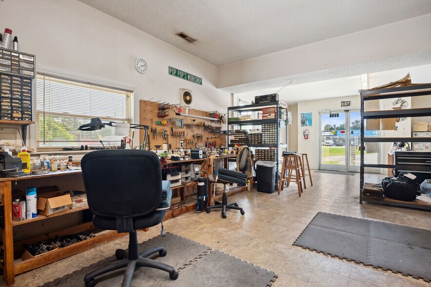 More Photos Of 1212-1216 Gum Branch Rd, Jacksonville General Retail For Sale