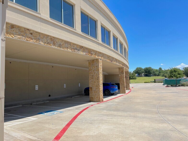 More Photos Of 2540 King Arthur Blvd, Lewisville Unknown For Lease