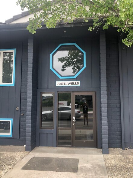 More Photos Of 705 S Wells Ave, Reno Office For Lease