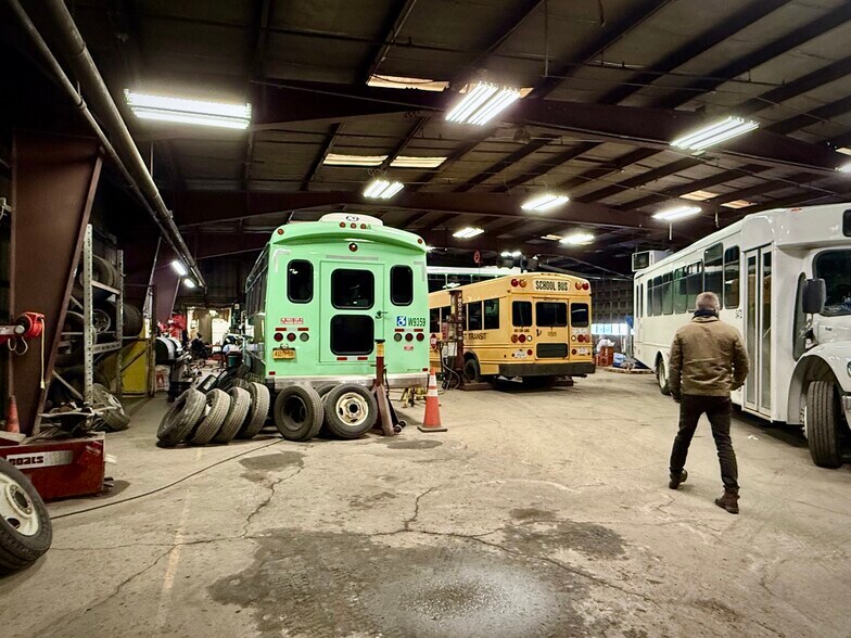 More Photos Of 21 Squires St, Cortland Warehouse For Lease
