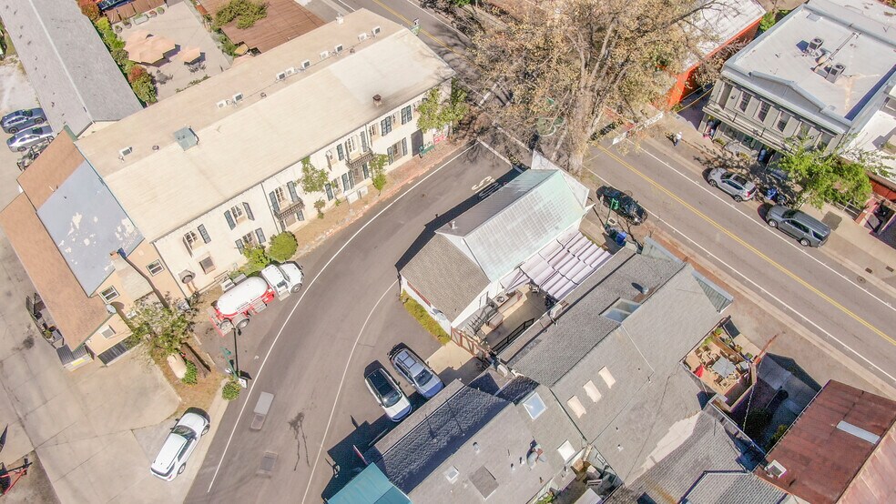 More Photos Of 435 Main St, Murphys General Retail For Sale