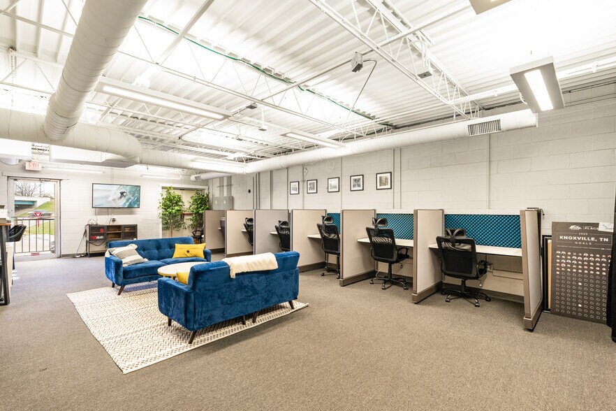 More Photos Of 2017 Ailor Ave, Knoxville Loft Creative Space For Sale