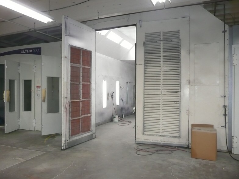 More Photos Of 1649 Palma Dr, Ventura Warehouse For Lease