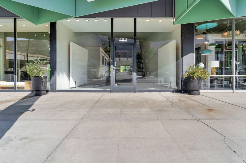 More Photos Of 462 S Palm Canyon Dr, Palm Springs Storefront Retail Office For Lease