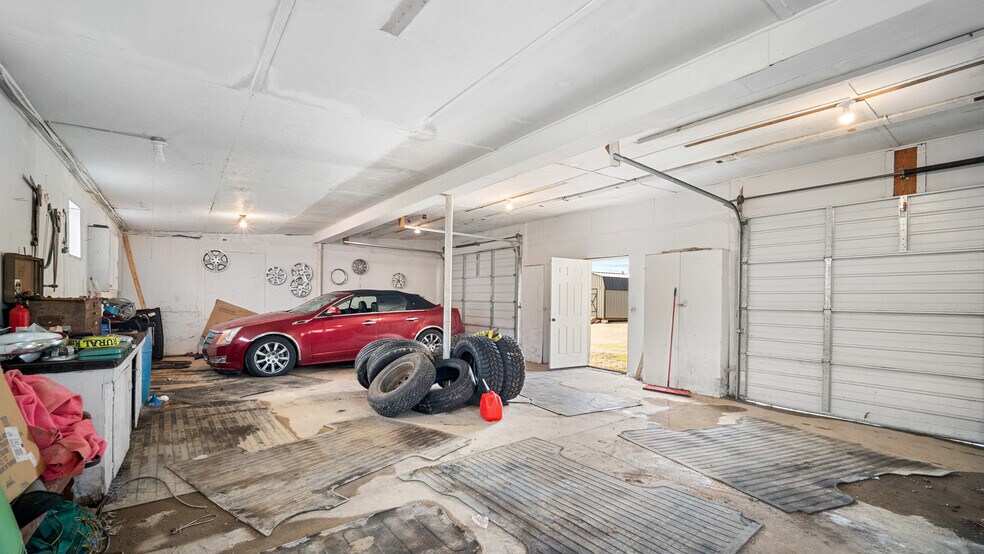 More Photos Of 601 E Main St, West Union Land For Sale