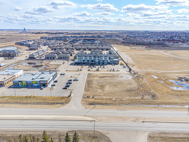 More Photos Of 4295 44 ave, Lloydminster Land For Sale