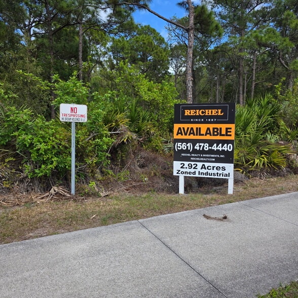 Primary Photo Of SE Commerce Ave @ SE Market Place, Stuart Land For Sale