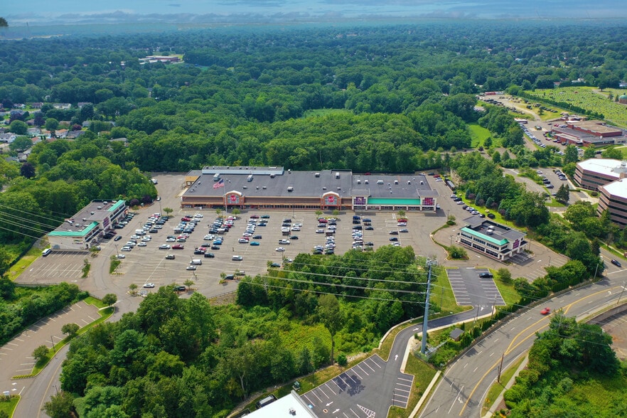 More Photos Of 225-505 Hawley Ln, Stratford Unknown For Sale