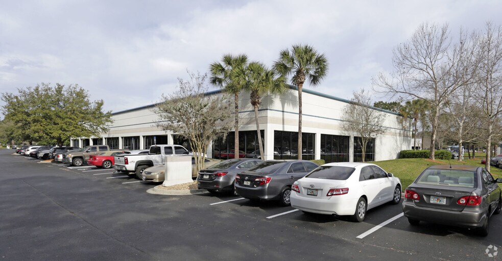 More Photos Of 8201 Cypress Plaza Dr, Jacksonville Office For Sale