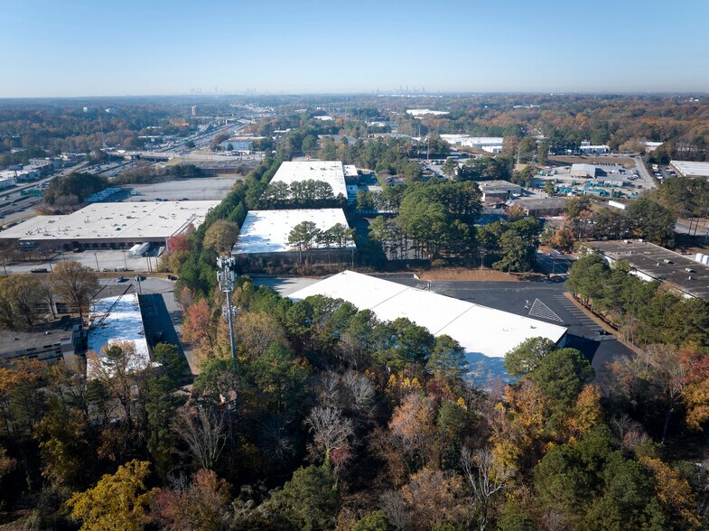 More Photos Of 3645 Oakcliff Rd, Doraville Warehouse For Lease